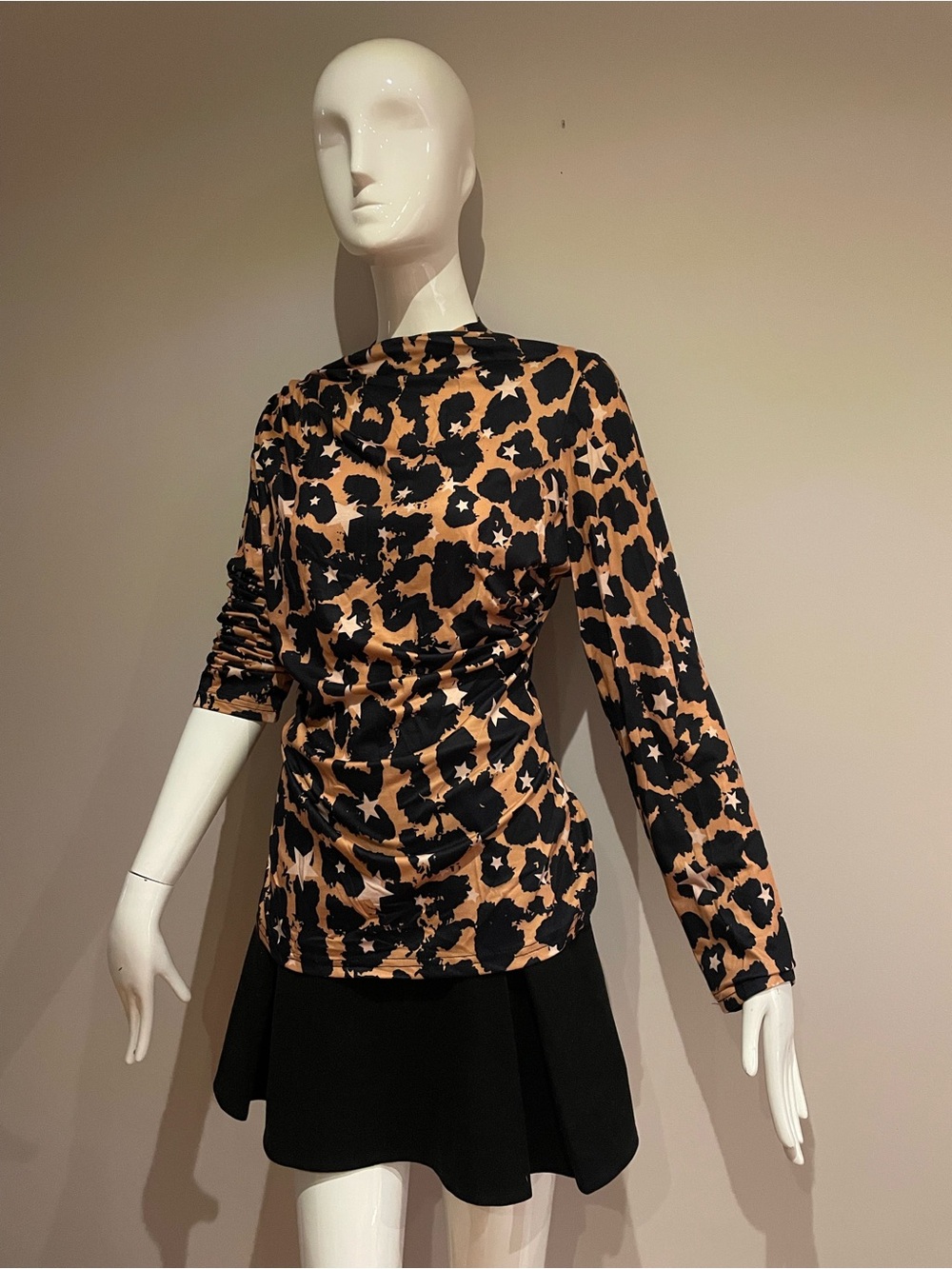 Women's Long Sleeve Leopard Print Top - Black & Tan